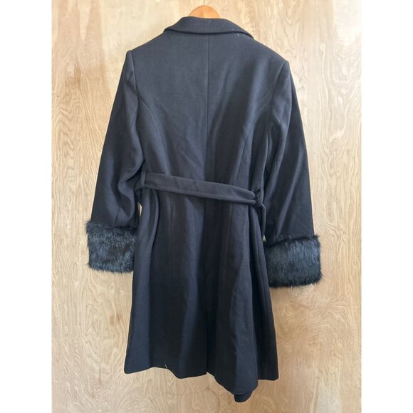 City Chic Black Faux Fur Cuff Belted Jacket Size 16 NWT - Picture 3 of 16